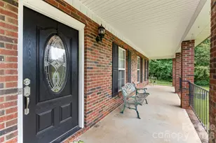 908 Ramseur Rd, Bessemer City, NC 28016 - Photo 4