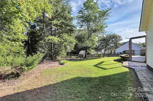 2332 Ivy Run Dr, Indian Trail, NC 28079 - Photo 22