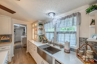 445 Riverwind Drive, Hendersonville, NC 28739 - Photo 16