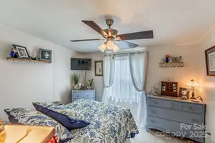 445 Riverwind Dr, Hendersonville, NC 28739 - Photo 34