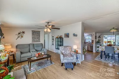 445 Riverwind Drive, Hendersonville, NC 28739 - Photo 10