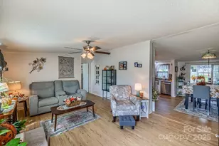 445 Riverwind Dr, Hendersonville, NC 28739 - Photo 10