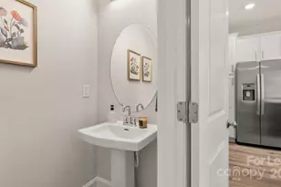 1748 Marglyn Dr, Matthews, NC 28105 - Photo 6