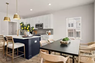 1748 Marglyn Dr, Matthews, NC 28105 - Photo 4