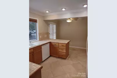 7223 Quail Meadow Lane, Charlotte, NC 28210 - Photo 4