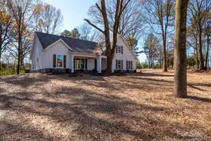 2719 Lathan Rd, Monroe, NC 28112 - Photo 2