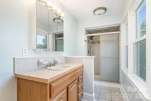 4212 Montibello Dr, Charlotte, NC 28226 - Photo 18