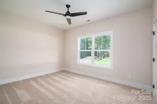 2047 Puetts Chapel Rd, Bessemer City, NC 28016 - Photo 14