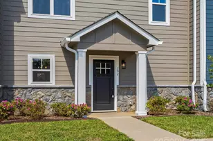 202 Beacon Ave, Morganton, NC 28655 - Photo 2