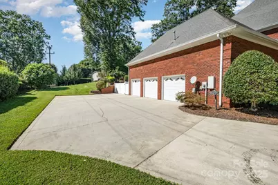 1209 S South Street, Gastonia, NC 28052 - Photo 32