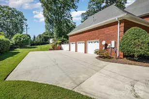 1209 S South St, Gastonia, NC 28052 - Photo 32