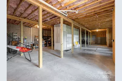 138 Lindsley Court, Hendersonville, NC 28792 - Photo 38