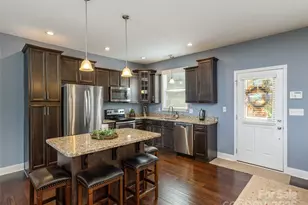 138 Lindsley Ct, Hendersonville, NC 28792 - Photo 24