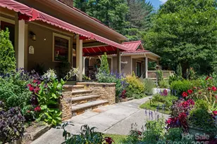 9 W St Ext, Asheville, NC 28801 - Photo 2