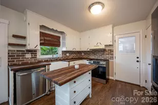 827 Brookwood Dr, Mooresville, NC 28115 - Photo 10