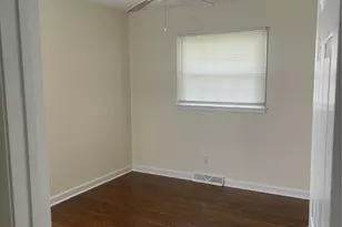 912 Hallmark Dr, Gastonia, NC 28052 - Photo 6