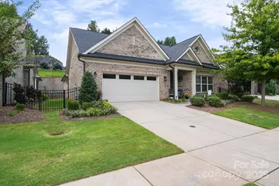 5256 Courtyard Lane, Belmont, NC 28012 - Photo 2