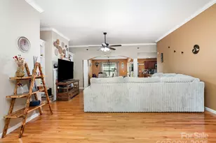 190 Glendower Ln, Chesnee, SC 29323 - Photo 8