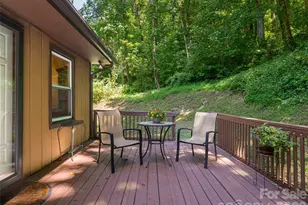 50 Tuckaway Dr, Asheville, NC 28803 - Photo 32