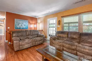 50 Tuckaway Dr, Asheville, NC 28803 - Photo 10