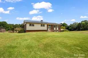 184 Spring St, Ellenboro, NC 28040 - Photo 2