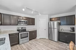 319 Shoreline Dr, New London, NC 28127 - Photo 16