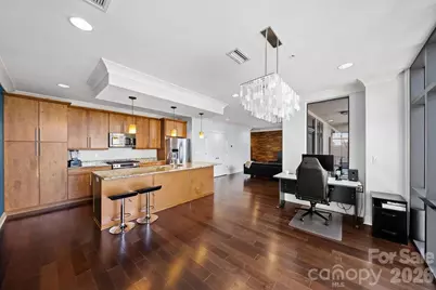 222 S Caldwell Street #1509, Charlotte, NC 28202 - Photo 2