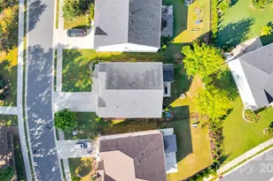 2017 Saxon Pl, Fort Mill, SC 29715 - Photo 46