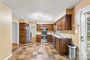 4617 Harbor View Terrace, Morganton, NC 28655 - Photo 8