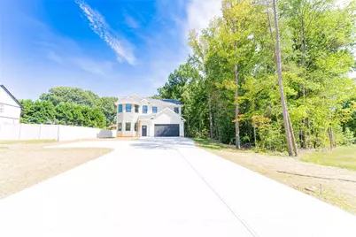 9818 Hood Road, Charlotte, NC 28215 - Photo 4