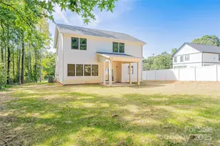 9818 Hood Rd, Charlotte, NC 28215 - Photo 34