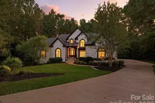 1001 Berwick Ct, Marvin, NC 28173 - Photo 2