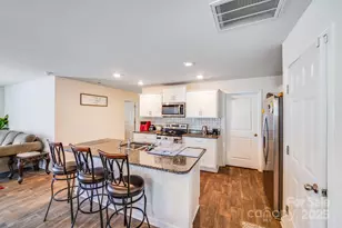 3173 Green Apple Dr, Dallas, NC 28034 - Photo 8