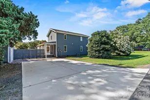 1107 S Point Rd, Belmont, NC 28012 - Photo 36