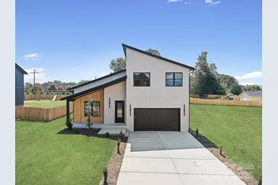 760 New Hope Road, Flat Rock, NC 28731 - Photo 1