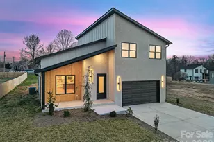 760 New Hope Rd, Flat Rock, NC 28731 - Photo 1