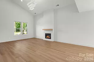 760 New Hope Rd, Flat Rock, NC 28731 - Photo 6