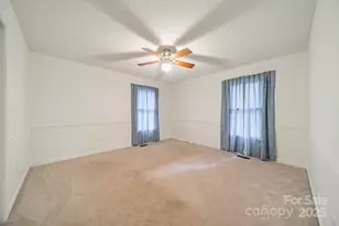 2180 Lawrence Rd, Clover, SC 29710 - Photo 10