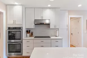 74 Woodlyn Etch Dr, Hendersonville, NC 28792 - Photo 14