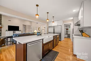 74 Woodlyn Etch Dr, Hendersonville, NC 28792 - Photo 12