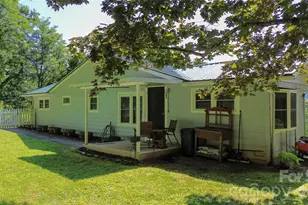 454 Hummingbird Ln, Franklin, NC 28734 - Photo 6