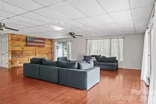 454 Hummingbird Ln, Franklin, NC 28734 - Photo 14