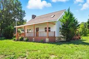 119 Yates St, Dallas, NC 28034 - Photo 2