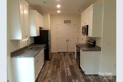 224 Nelson Avenue, Charlotte, NC 28216 - Photo 2