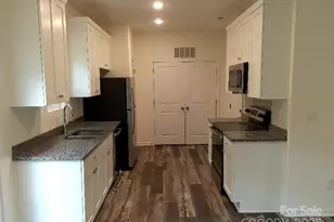 224 Nelson Ave, Charlotte, NC 28216 - Photo 2