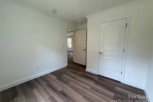 204 Oscelake Way, Hendersonville, NC 28739 - Photo 18