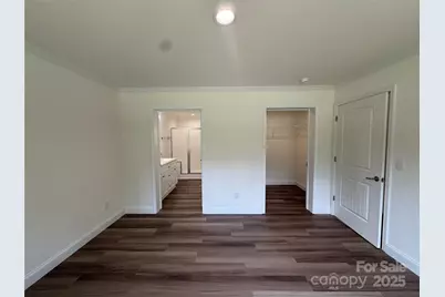 204 Oscelake Way, Hendersonville, NC 28739 - Photo 24