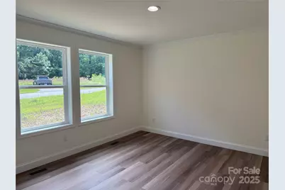 204 Oscelake Way, Hendersonville, NC 28739 - Photo 22