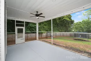 100 Holly Dr, Duncan, SC 29334 - Photo 12