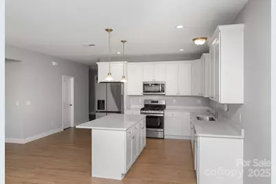 100 Holly Drive, Duncan, SC 29334 - Photo 4